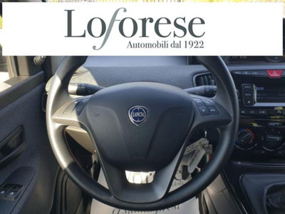 Lancia Ypsilon 1.0 FireFly 5 porte S&S Hybrid Silver Plus (12)