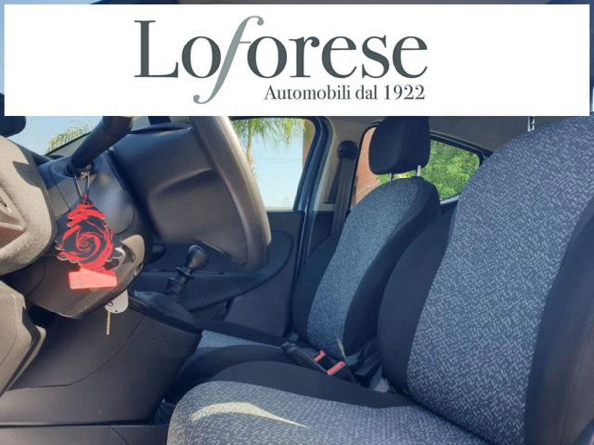Lancia Ypsilon 1.0 FireFly 5 porte S&S Hybrid Silver Plus (7)