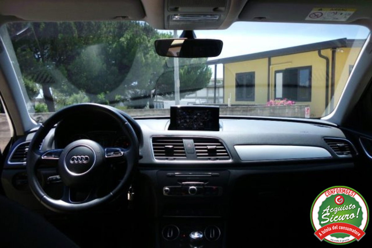 Audi Q3 2.0 TDI 120 CV Design (14)