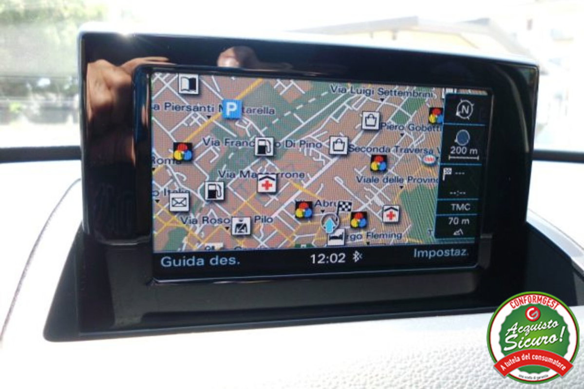 Audi Q3 2.0 TDI 120 CV Design (19)