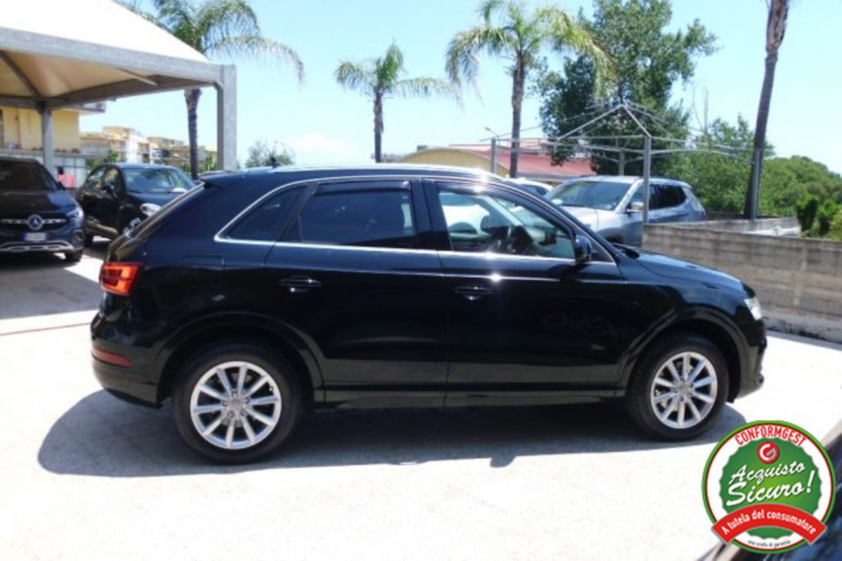 Audi Q3 2.0 TDI 120 CV Design (8)