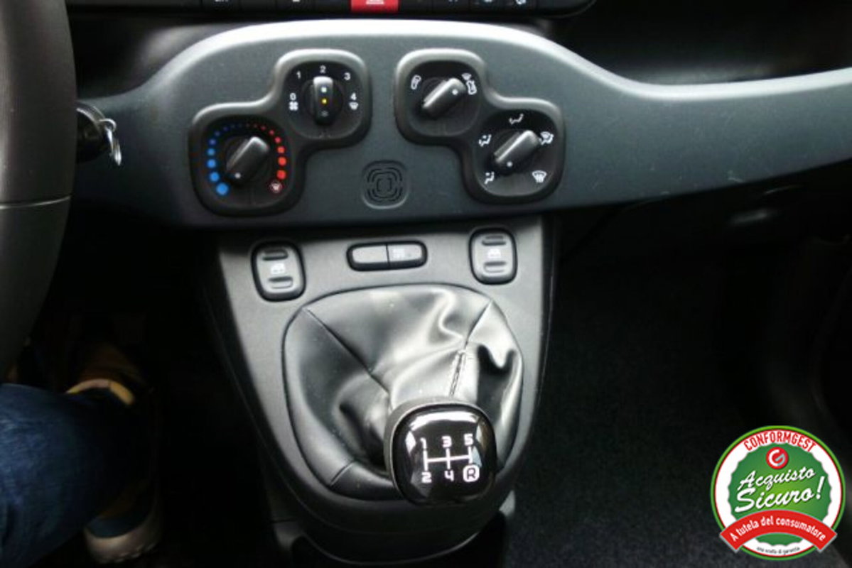 Fiat Panda 1.3 MJT 95 CV S&S Lounge (18)