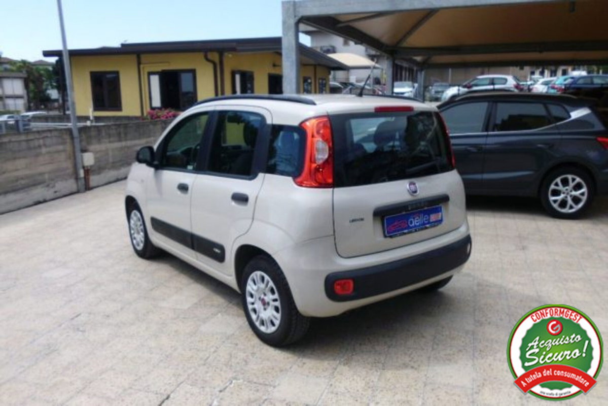 Fiat Panda 1.3 MJT 95 CV S&S Lounge (5)