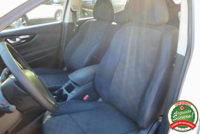 Nissan Qashqai 1.5 dCi N-Connecta (11)