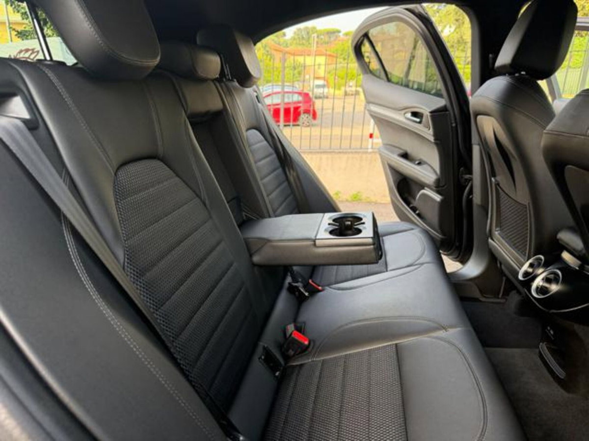 Alfa Romeo Stelvio Stelvio 2.2 Turbodiesel 190 CV AT8 Q4 Sprint (10)