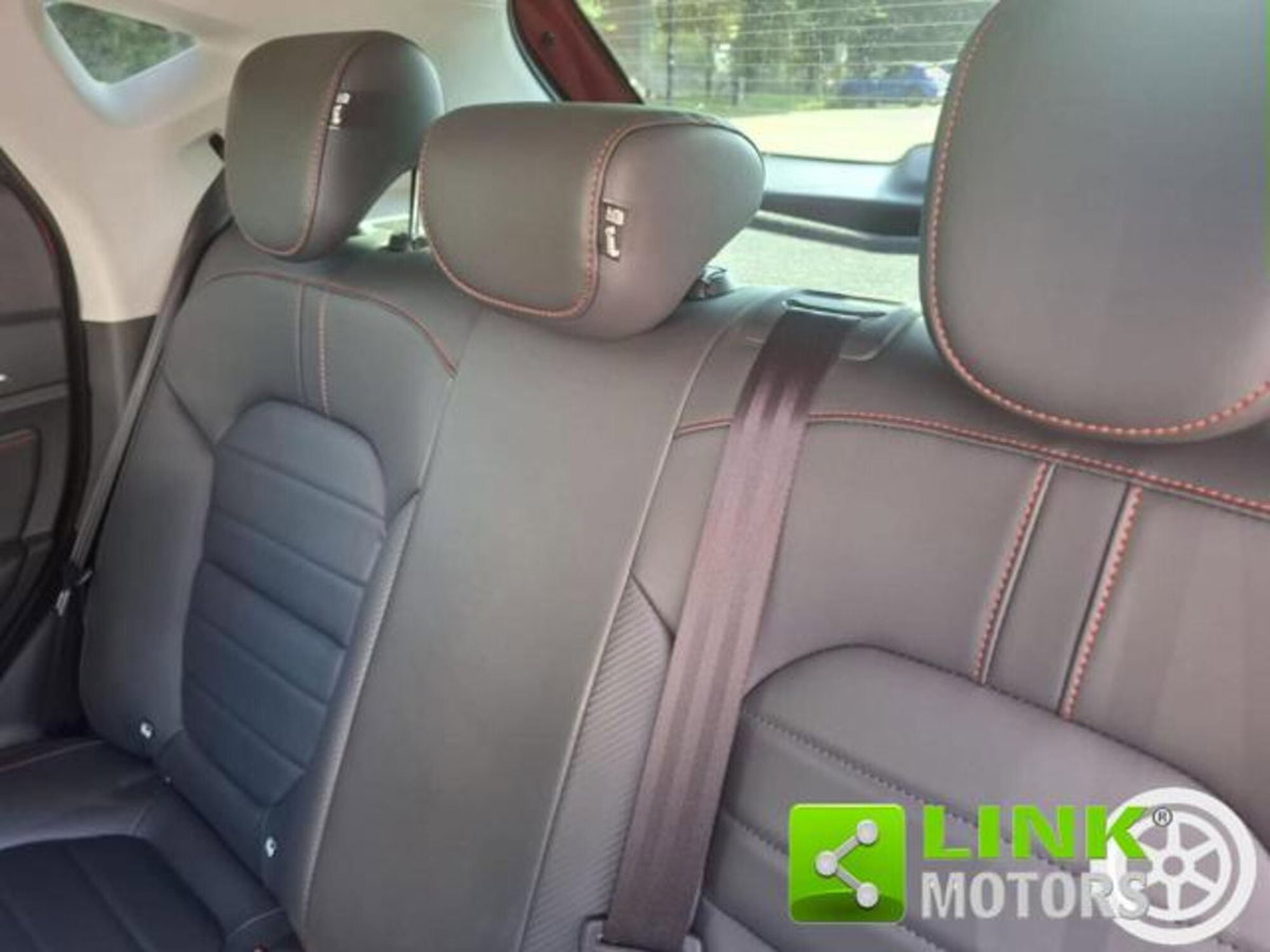 Mg ZS ZS 1.5 Luxury (14)