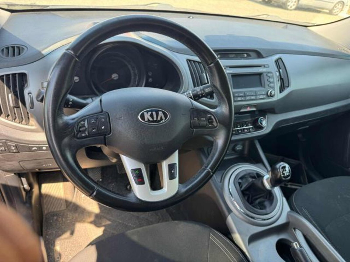 Kia Sportage 1.7 CRDI VGT 2WD Cool (12)
