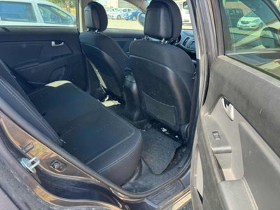 Kia Sportage 1.7 CRDI VGT 2WD Cool (9)