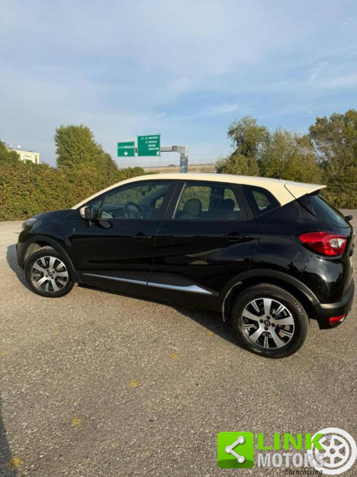 Renault Captur dCi 8V 90 CV Sport Edition (2)