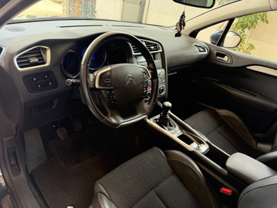 Citroen C4 1.6 e-HDi 110 airdream CMP6 Seduction (4)