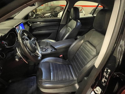Alfa Romeo Stelvio Stelvio 2.2 Turbodiesel 180 CV AT8 RWD Executive (10)