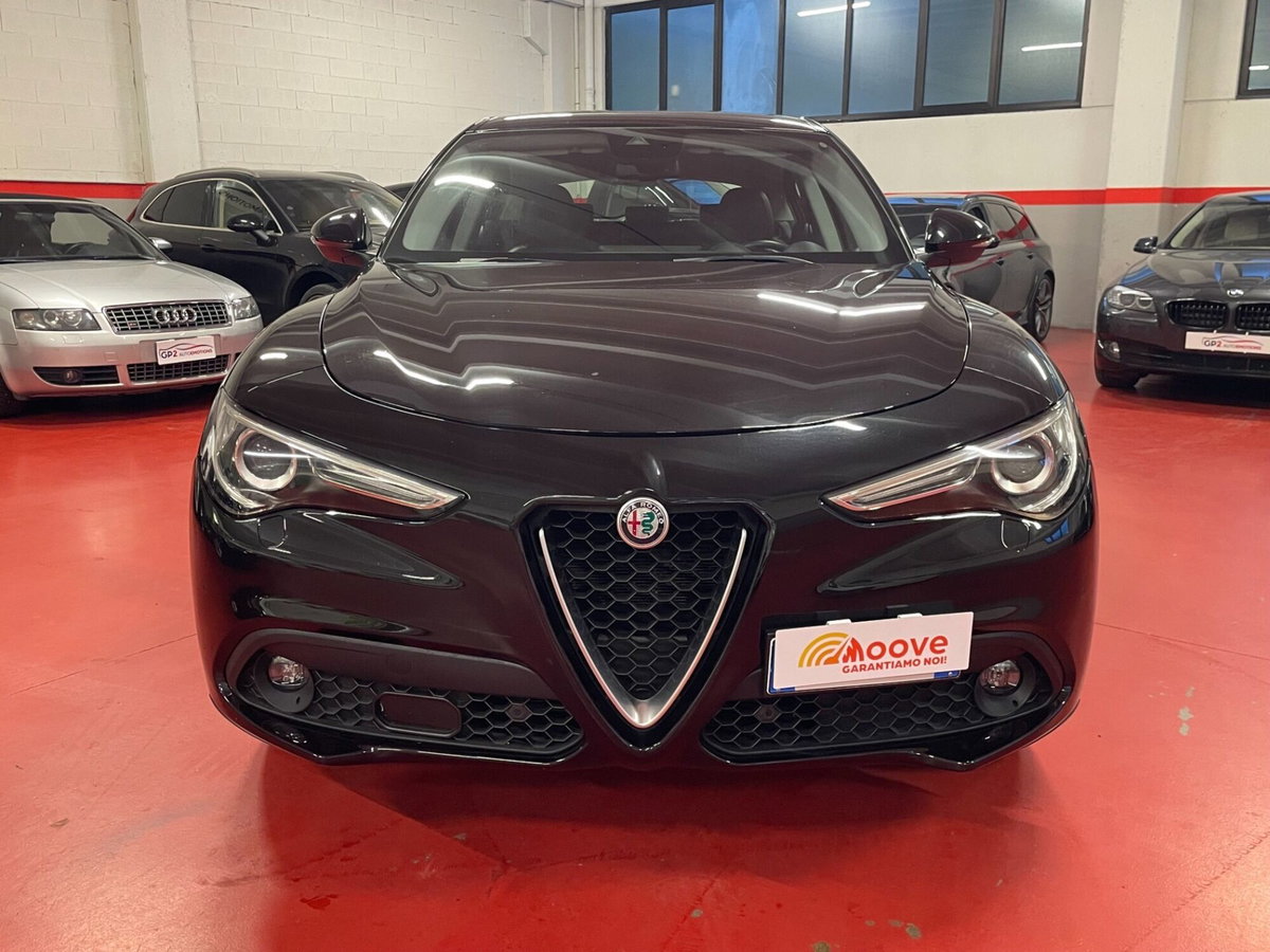 Alfa Romeo Stelvio Stelvio 2.2 Turbodiesel 180 CV AT8 RWD Executive (8)