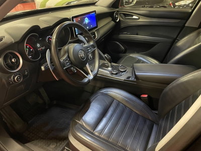 Alfa Romeo Stelvio Stelvio 2.2 Turbodiesel 180 CV AT8 RWD Executive (9)