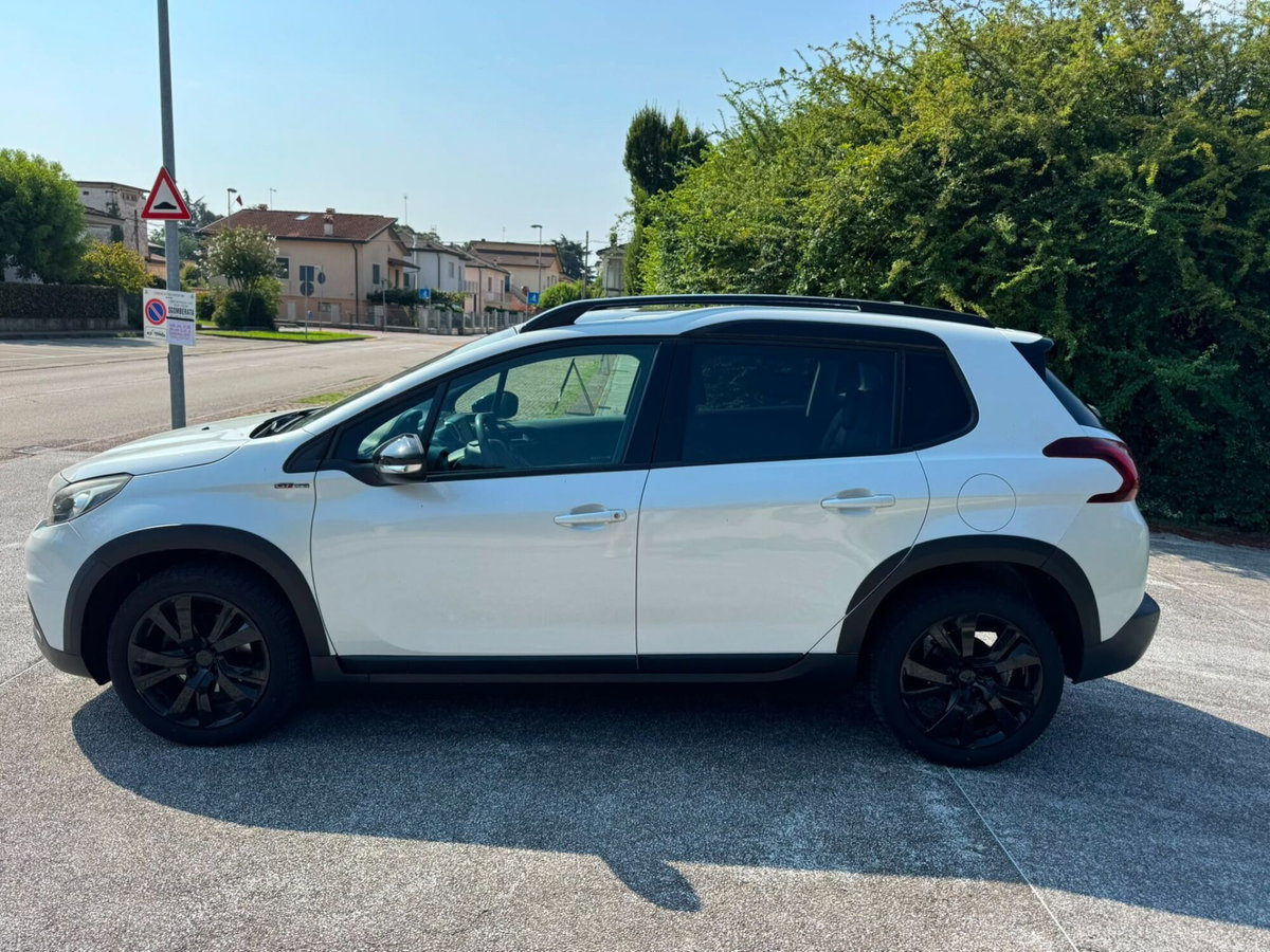 Peugeot 2008 Turbo 110 S&S GT Line (7)