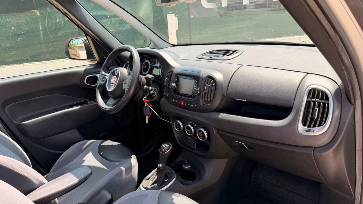 Fiat 500L 1.3 Multijet 85 CV Dualogic Lounge (18)