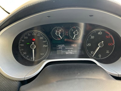 Lancia Delta 1.9 MJT Twinturbo DPF Platinum (18)