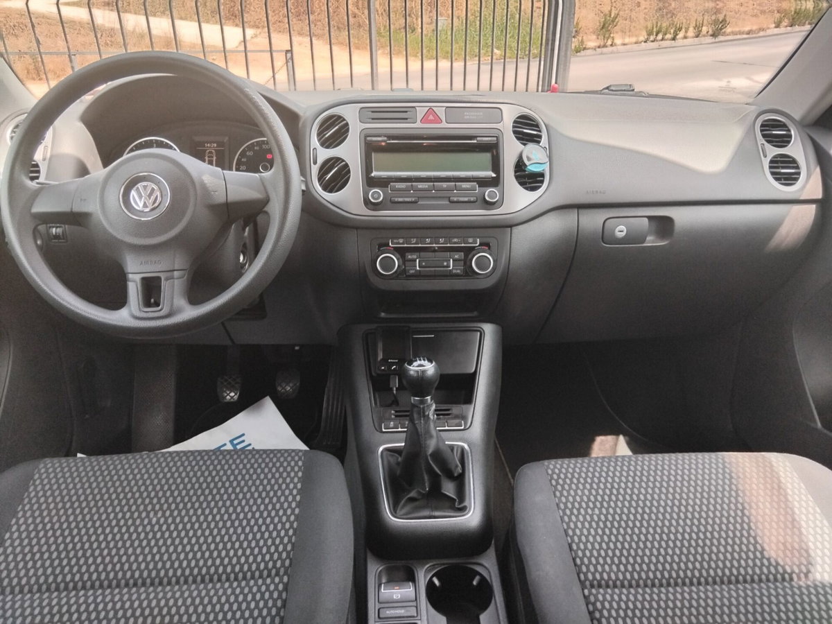 Volkswagen Tiguan 2.0 TDI DPF Trend & Fun BlueMotion Tech. (10)