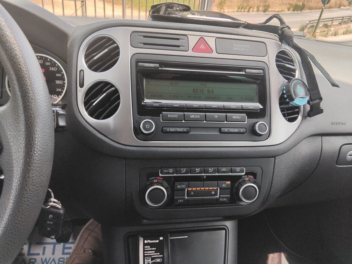 Volkswagen Tiguan 2.0 TDI DPF Trend & Fun BlueMotion Tech. (17)