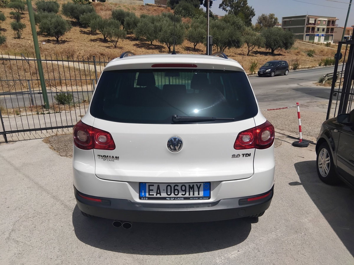 Volkswagen Tiguan 2.0 TDI DPF Trend & Fun BlueMotion Tech. (2)
