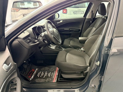 Alfa Romeo Giulietta 1.6 JTDm Ti 120cv (19)