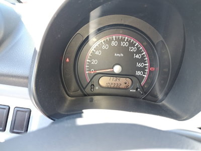 Suzuki Alto 1.0 A/T GL (16)