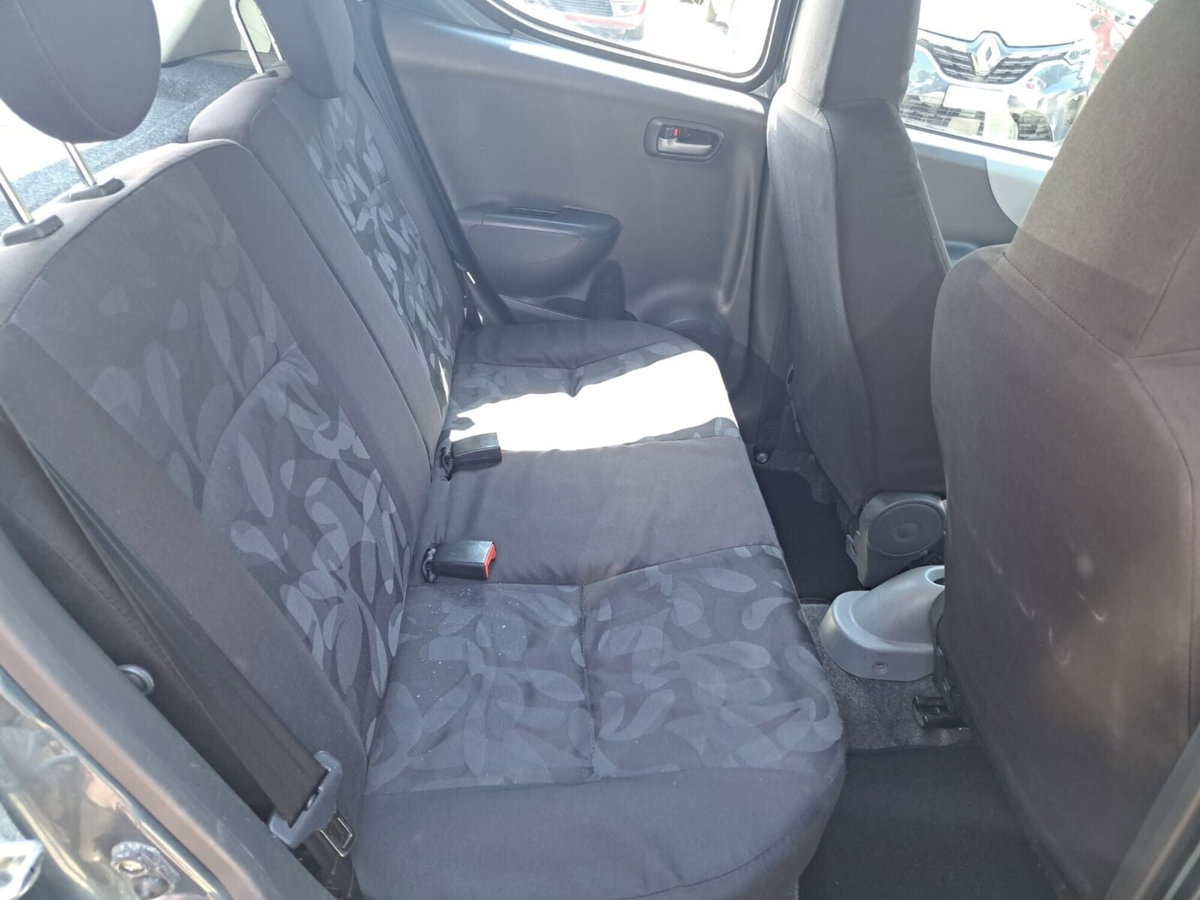 Suzuki Alto 1.0 A/T GL (18)