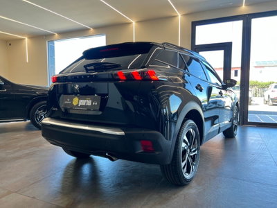 Peugeot 2008 BlueHDi 110 S&S Allure Pack (3)