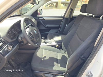 BMW X3 xDrive20d Futura (14)