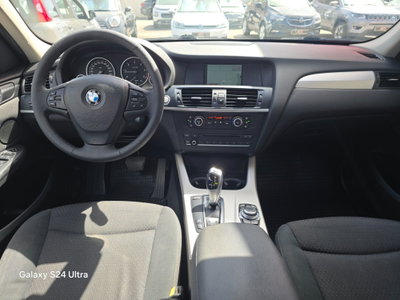 BMW X3 xDrive20d Futura (8)