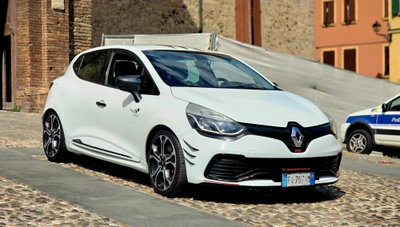 Renault Clio TCe 200CV EDC Start&Stop 5 porte Energy R.S. usata