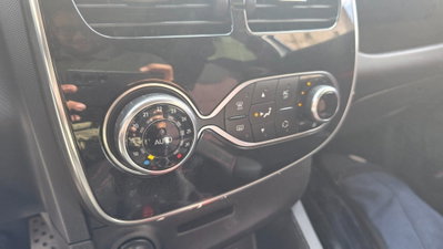 Renault Clio TCe 200CV EDC Start&Stop 5 porte Energy R.S. (15)