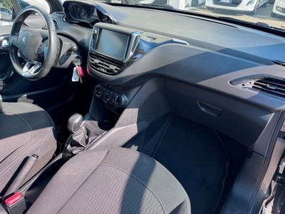 Peugeot 208 82 5 porte Active (11)
