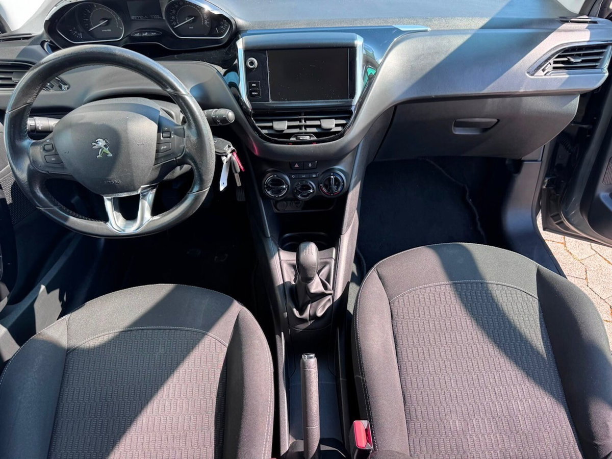 Peugeot 208 82 5 porte Active (12)
