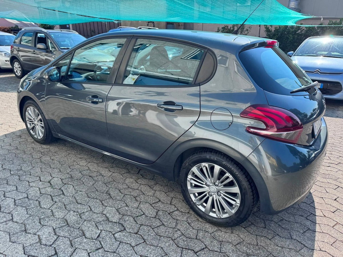 Peugeot 208 82 5 porte Active (4)