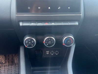 Renault Clio 1.0 eco-g Techno 100cv (14)