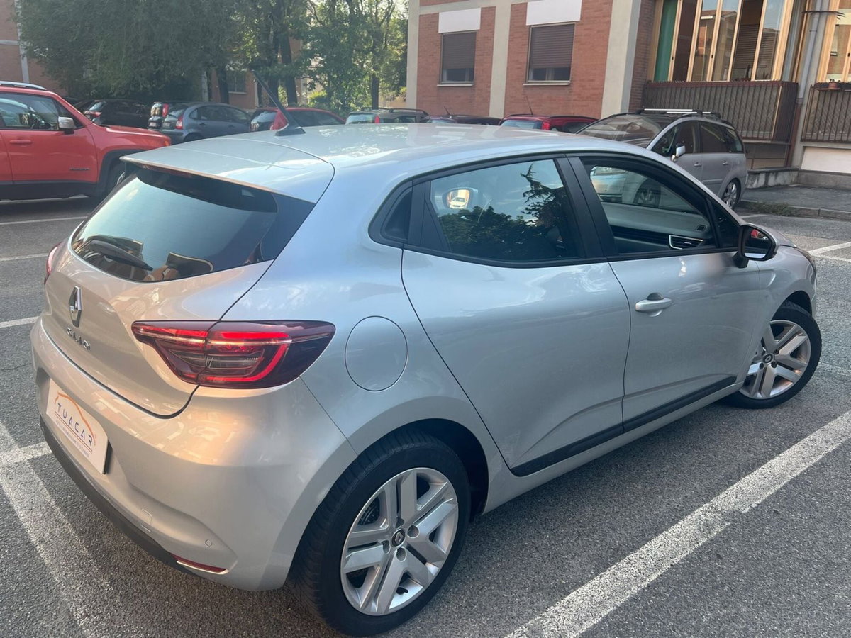Renault Clio 1.0 eco-g Techno 100cv (4)