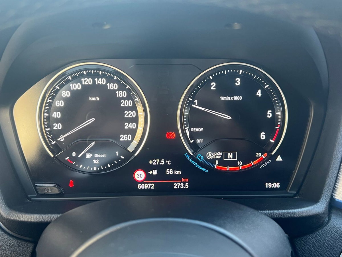 BMW X1 xDrive18d Sport (12)