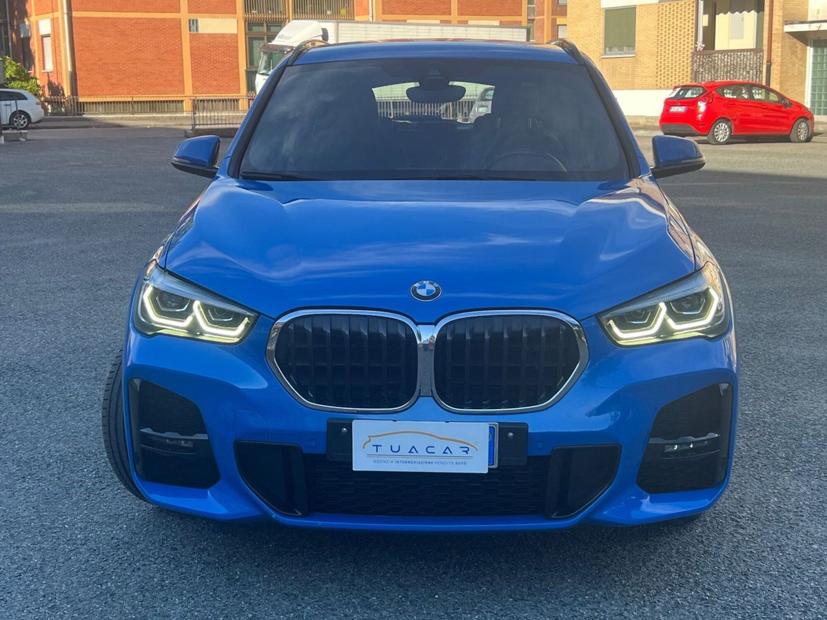 BMW X1 xDrive18d Sport (3)