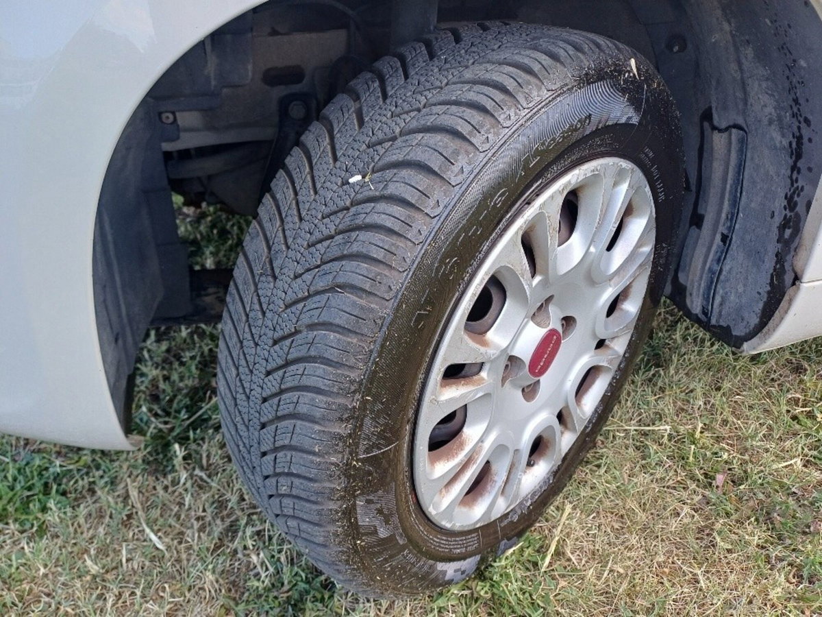Fiat Panda 1.2 Lounge (9)