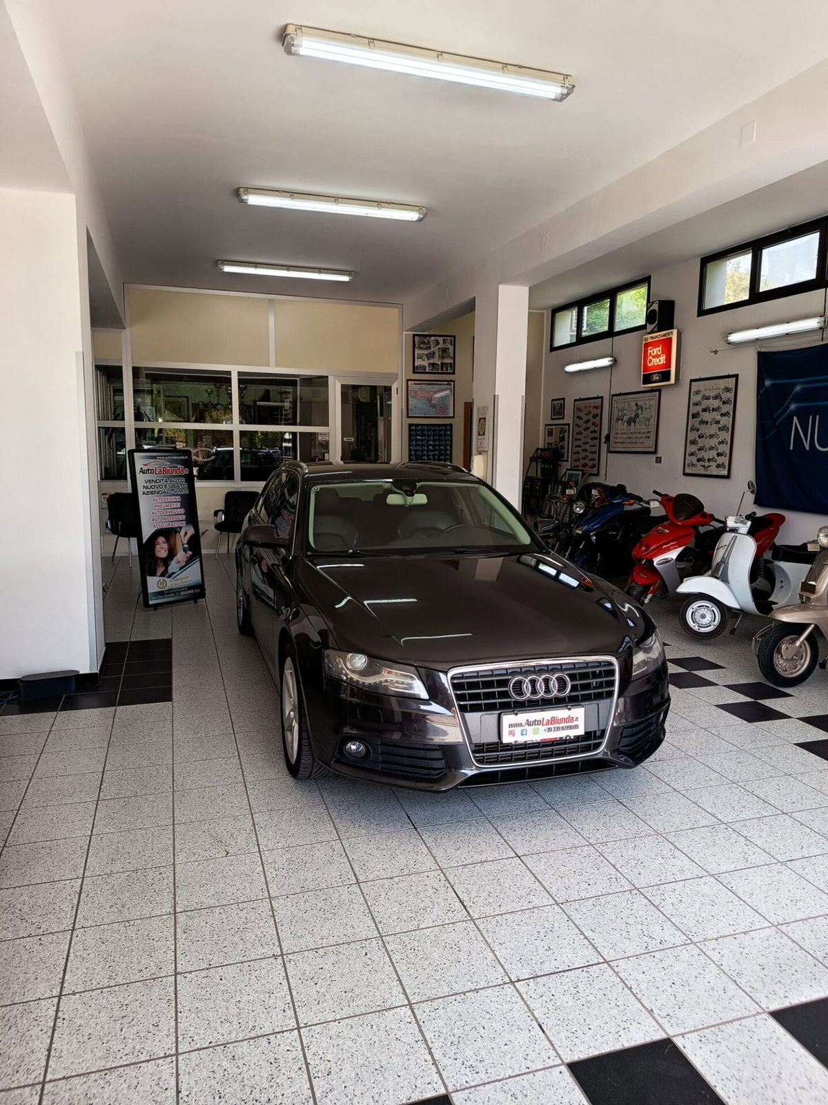 Audi A4 Avant 2.0 TDI 143CV F.AP. (2)
