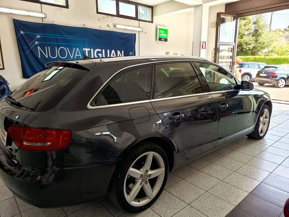Audi A4 Avant 2.0 TDI 143CV F.AP. (6)
