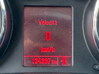 Opel Astra 1.7 CDTI 110CV 5 porte Cosmo (18)