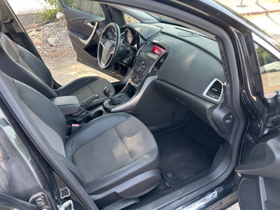 Opel Astra 1.7 CDTI 110CV 5 porte Cosmo (13)