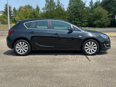Opel Astra 1.7 CDTI 110CV 5 porte Cosmo (4)