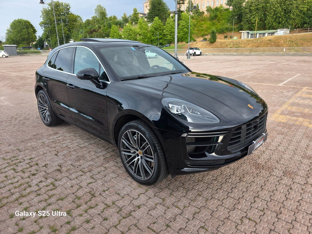 Porsche Macan Turbo (9)