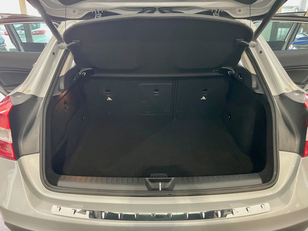 Mercedes-Benz GLA SUV 220 CDI Automatic 4Matic Executive (9)