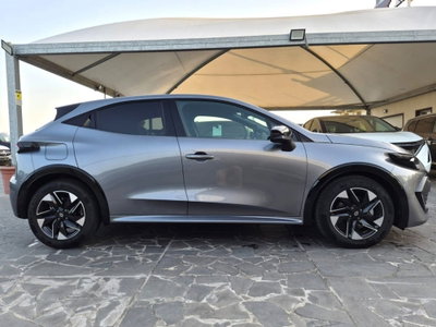 Renault Clio TCe 90 CV 5 porte Techno (4)