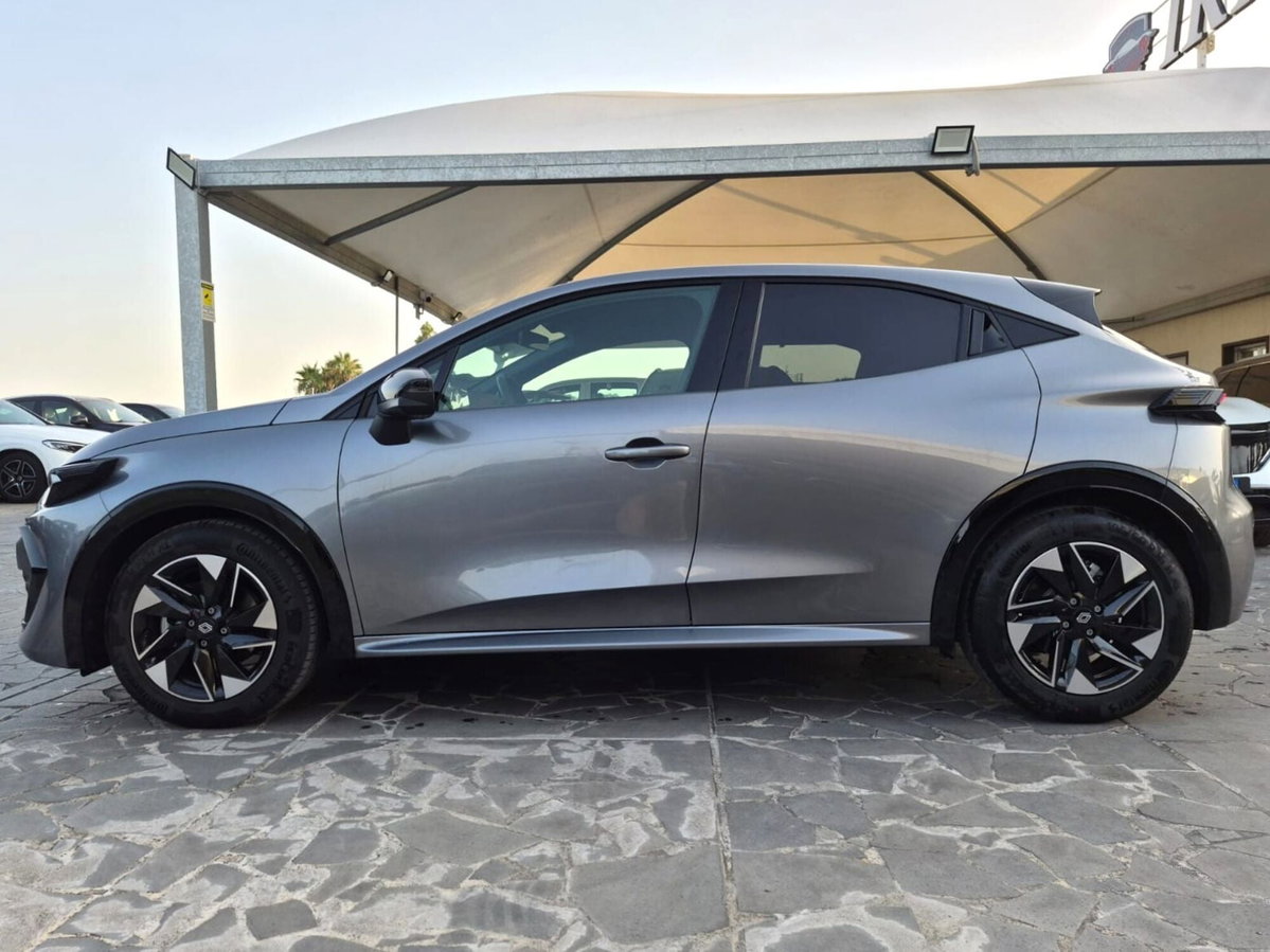 Renault Clio TCe 90 CV 5 porte Techno (5)