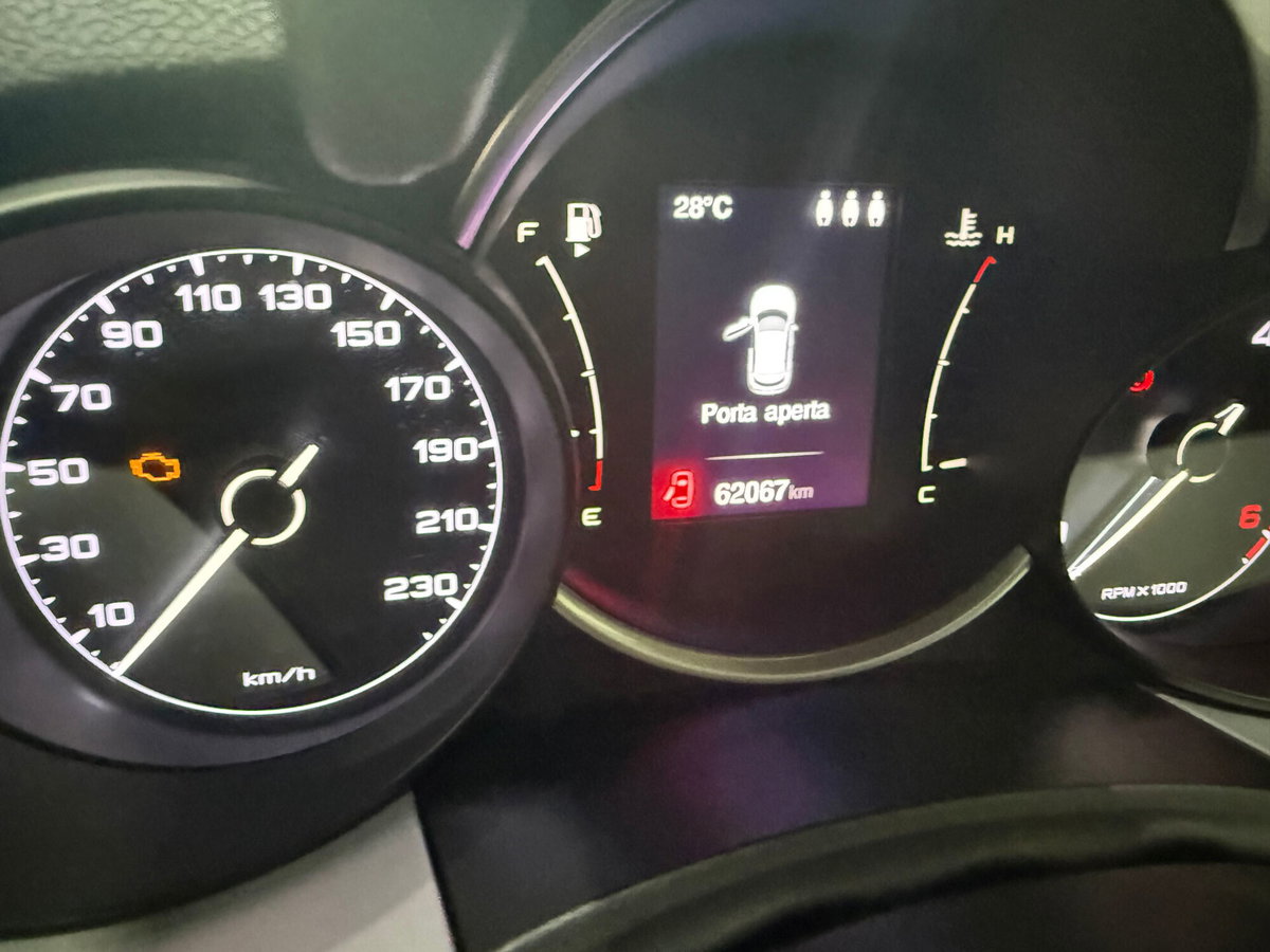 Fiat 500X 1.3 MultiJet 95 CV Sport Dolcevita (11)