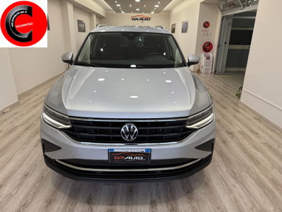 Volkswagen Tiguan 2.0 TDI 150 CV SCR DSG 4MOTION Elegance (2)